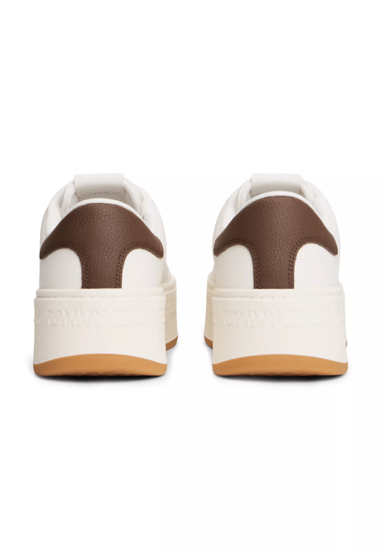 Tommy Hilfiger Tommy Hilfiger Kadın Platform Tabanlı Düşük Bilekli Logo Detaylı Deri Beyaz-Kahverengi Sneaker EN0EN02961-0HH