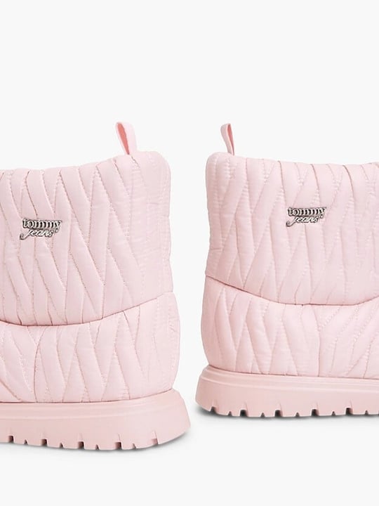Tommy Hilfiger Tommy Hilfiger Kadın Su İtici Kapitoneli İçi Sıcak Astarlı Metal Logolu Pembe Bot & Bootie EN0EN03162-TH1