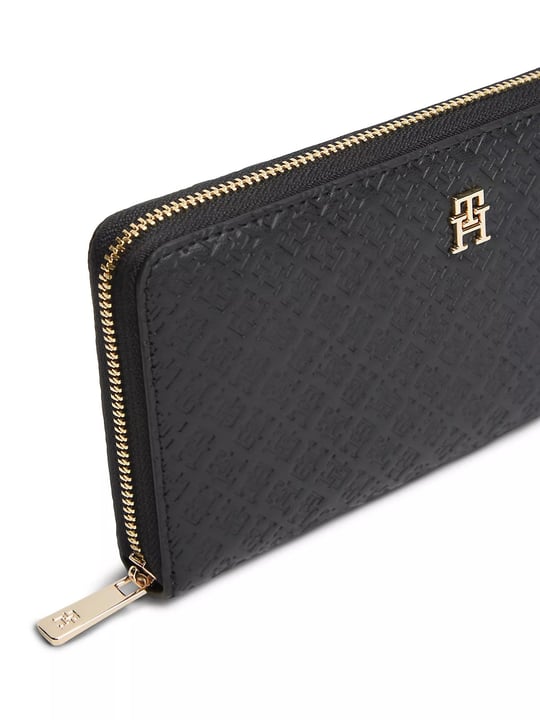 Tommy Hilfiger Tommy Hilfiger Kadın TH Monogram Logo Kabartmalı Fermuarlı Siyah Cüzdan AW0AW18482-BDS