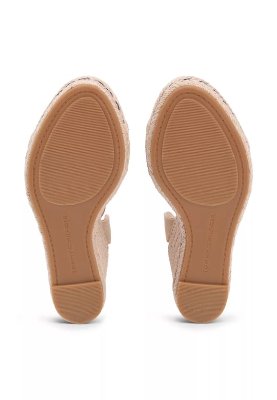 Tommy Hilfiger Tommy Hilfiger Kadın Yüksek Platform Tabanlı Açık Burunlu Bej Sandalet FW0FW09471-0F5