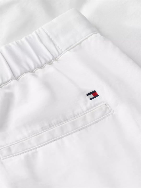Tommy Hilfiger Tommy Hilfiger Kadın Yüksek Bel Kısa Boy Düğme Kapama Beyaz Şort WW0WW50087-YBL