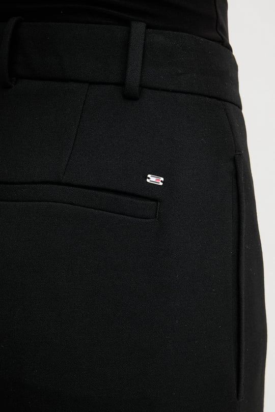 Tommy Hilfiger Tommy Hilfiger Kadın Yüksek Bel Düz ve Kısa Paçalı Siyah Pantolon WW0WW48355-BDS