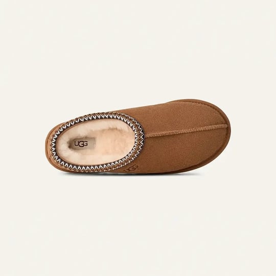 UGG UGG Erkek İşleme Bilek Detaylı İçi Kürklü Süet Taba Terlik 1174671-CHESTNUT