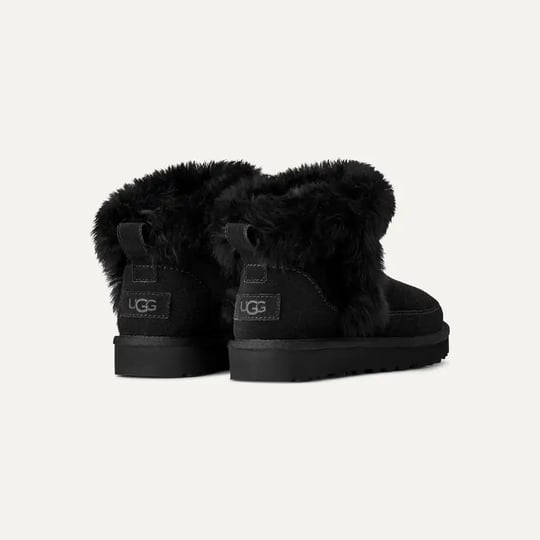 UGG UGG Kadın Esnek ve Rahat Tabanlı %100 Deri Siyah Bot & Bootie 1173832-BLACK