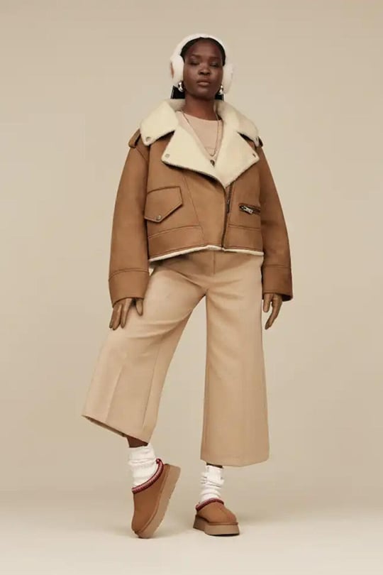UGG UGG Kadın Platform Taban Süet Detaylı Rahat Astarlı Taba Terlik 1174471-CHESTNUT