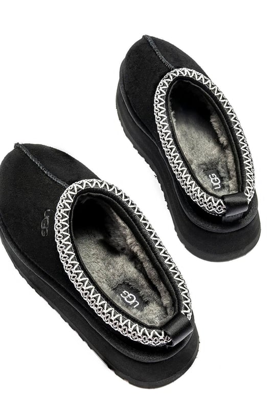 UGG UGG Kadın Platform Taban Süet Detaylı Rahat Astarlı Siyah Terlik 1174471-BLACK