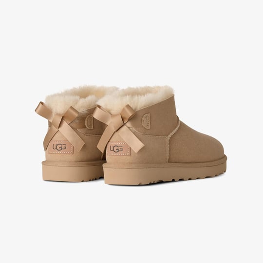 UGG UGG Kadın Süet Dış Yüzeyli Konforlu EVA Tabanlı İçi Kürklü Kum Bot & Bootie 1185491-SAND
