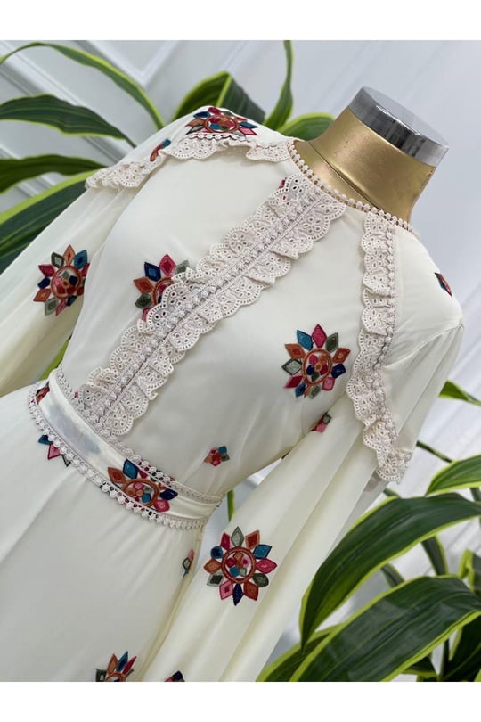 Nakışlı Omuz Dantel Elbise 3576-Beyaz