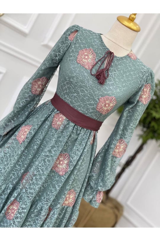 Yaka Bağçık Güpür Elbise 1216-Mint yeşili