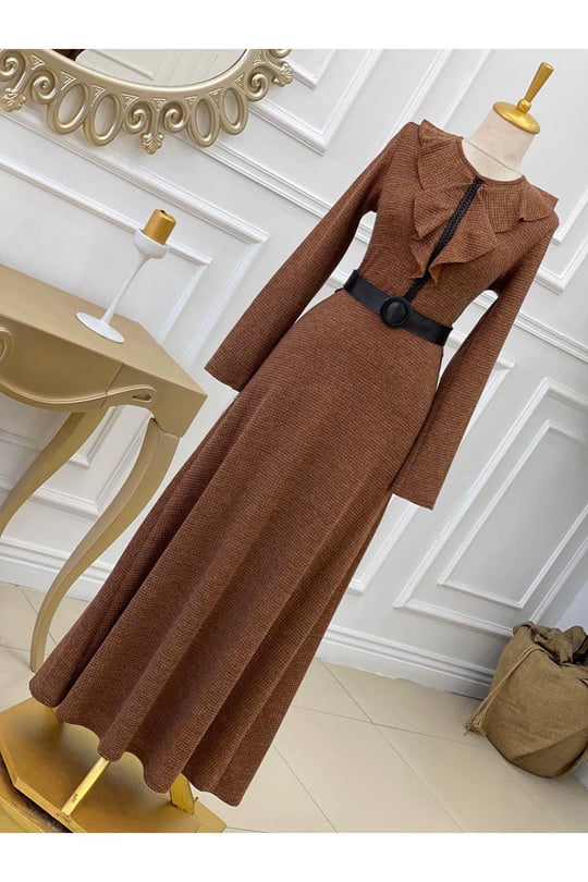 Yaka Volanlı Örme Elbise 3169-Taba