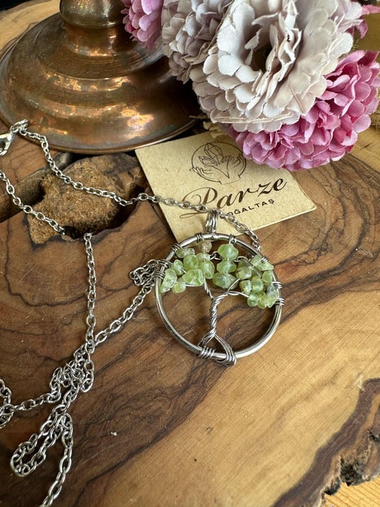 Peridot( Zeberced) Doğal Taş Hayat Ağacı Kolye