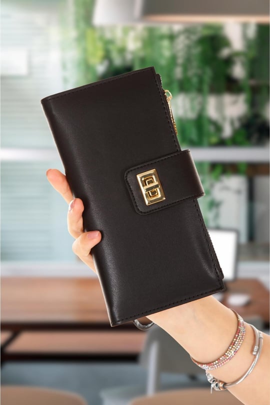 Haqiqiy yigitlar bilan porno Kichkina yigit bilan jinsiy aloqa