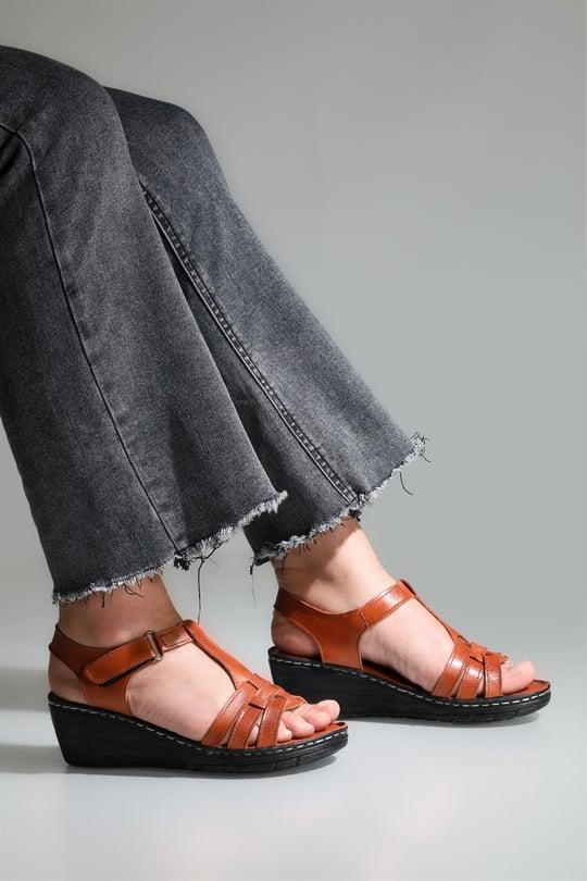 Kadın dolgu Topuklu Sandalet Ayakkabı Modelleri ve Fiyatları |  Ayakkabicity.com'da En Uygun Fiyatlarla