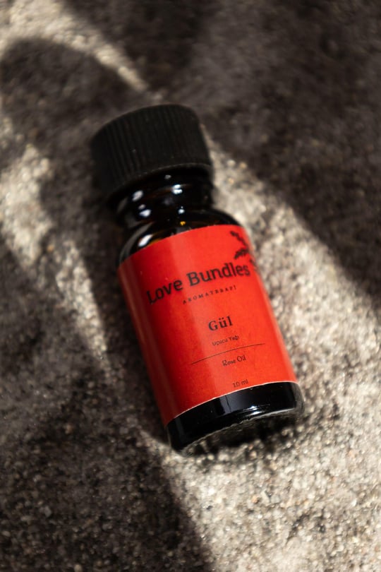 Gül Uçucu Yağ | Buhurdanlık Esansı | Aromaterapi | Uçucu Yağ Esansiyel Buhurdanlık Yağı 10ml