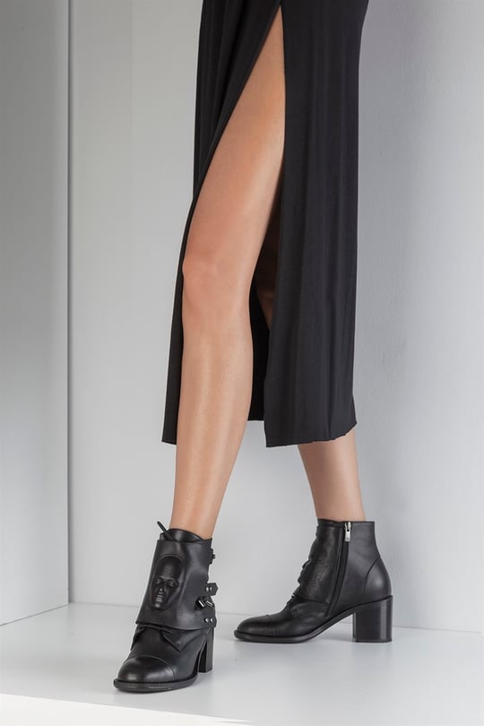 ミドルブーツ MOU Women Boots FW101000B CBKG Black Face Women's Heeled Boot Black Leather - İLVİ