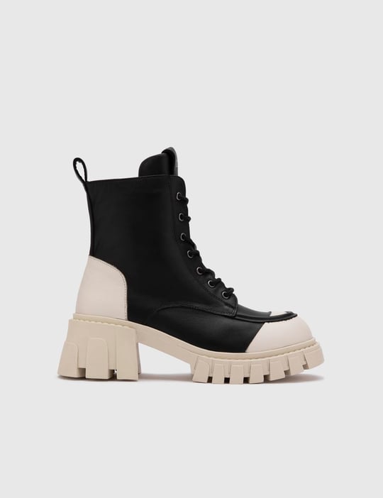 Wolf Black Leather Women's Heeled Boot - İLVİ Wolf Black Leather Women's Heeled Boot - İLVİ