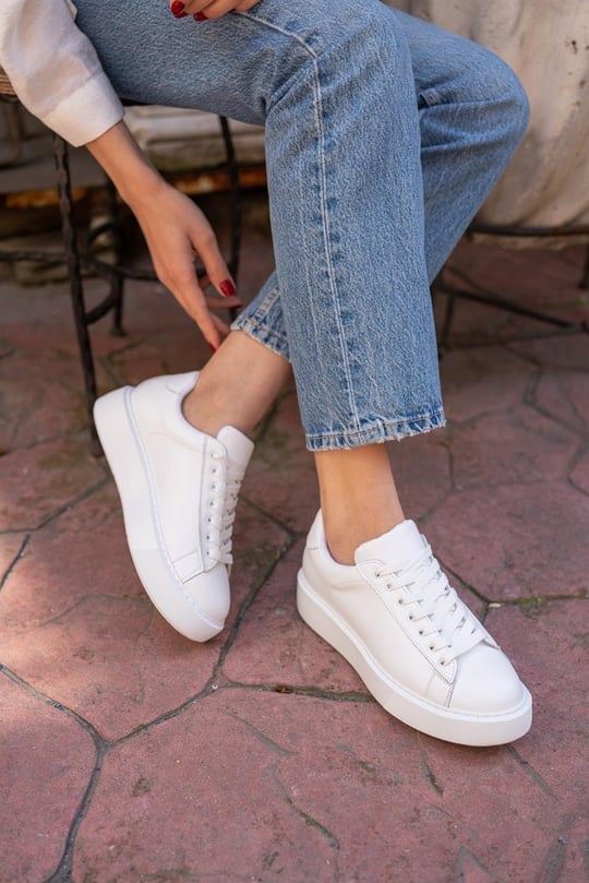 Kadın Beyaz Spor Ayakkabı Modelleri ...