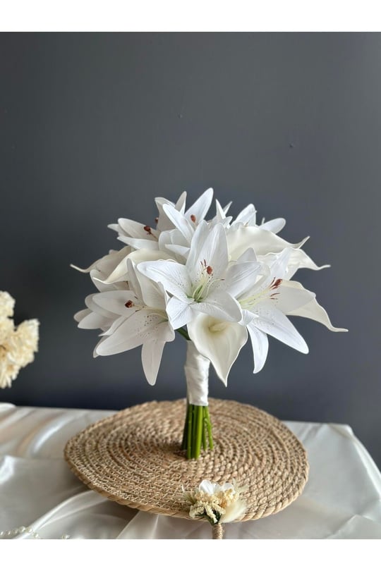 Premium Lilyum-Gala Gelin Buketi-Damat Yaka Çiçeği-2 li Set
