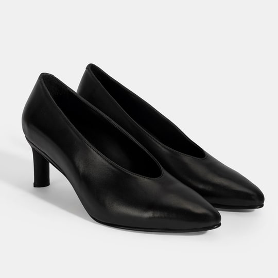 Kadın Siyah Klasik Topuklu Deri Ayakkabı