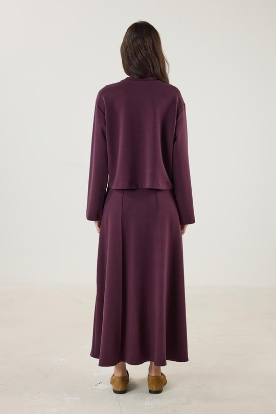 Bordo Kısa Sweatshirt, Çan Kesim Etek Takım