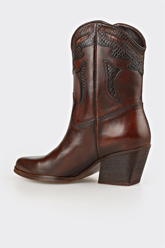 Kahve Deri Kadın Bot