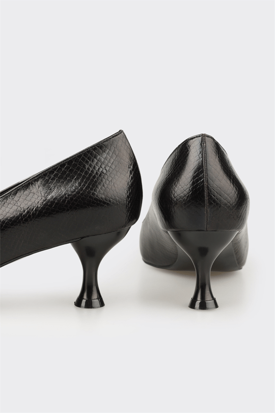 Siyah Kadın Stiletto