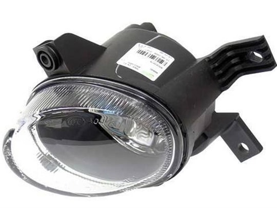 Audi A3 2004 - 2012 Model Arası Sol Ön Sis Farı Depo Marka 8E0941699C