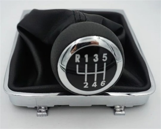 Volkswagen Passat 2006 - 2011 Vites Körüğü Topuzu 6 İleri Bsg Marka 3C0711113A