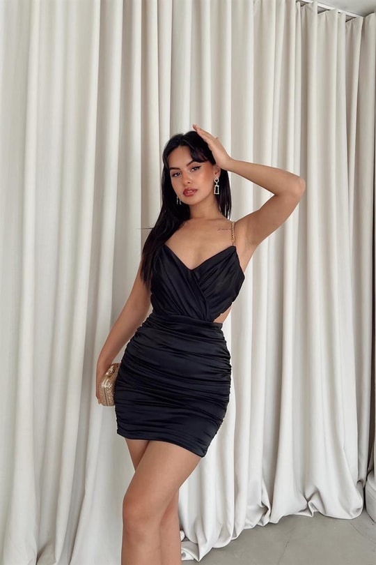 Zincir Askılı Saten Cut Out Abiye Siyah