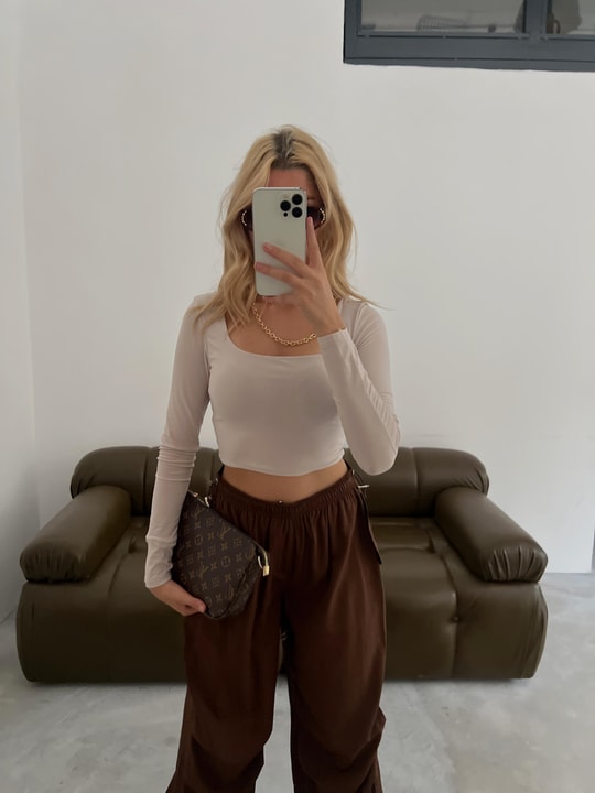 Crop Kare Yaka Bluz Taş