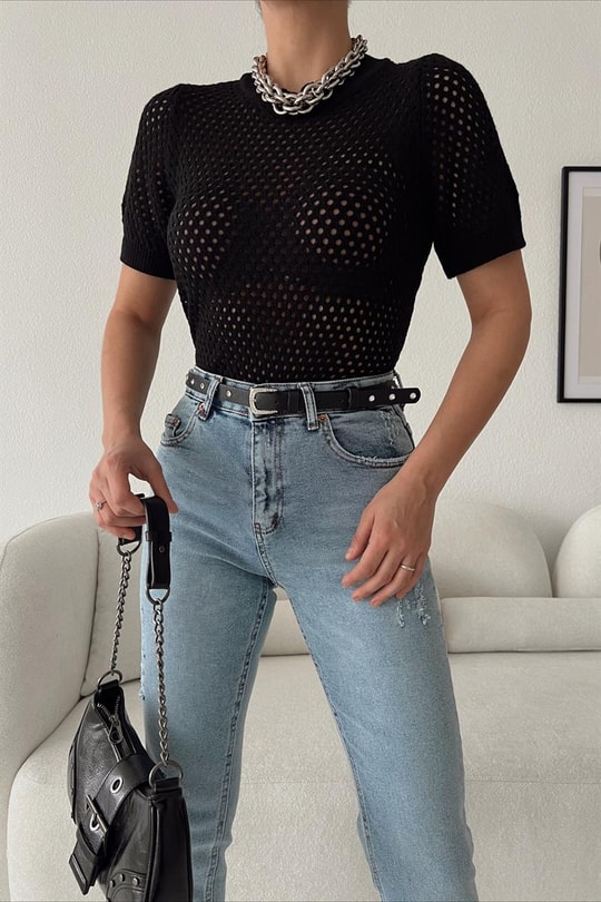 Delikli Triko Kısa Kollu Bluz Siyah