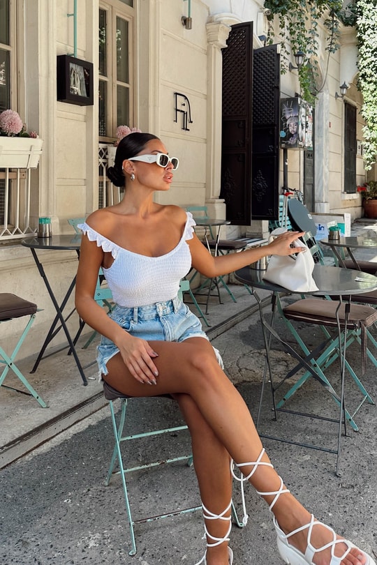 Fırfırlı Gipe Bluz Beyaz