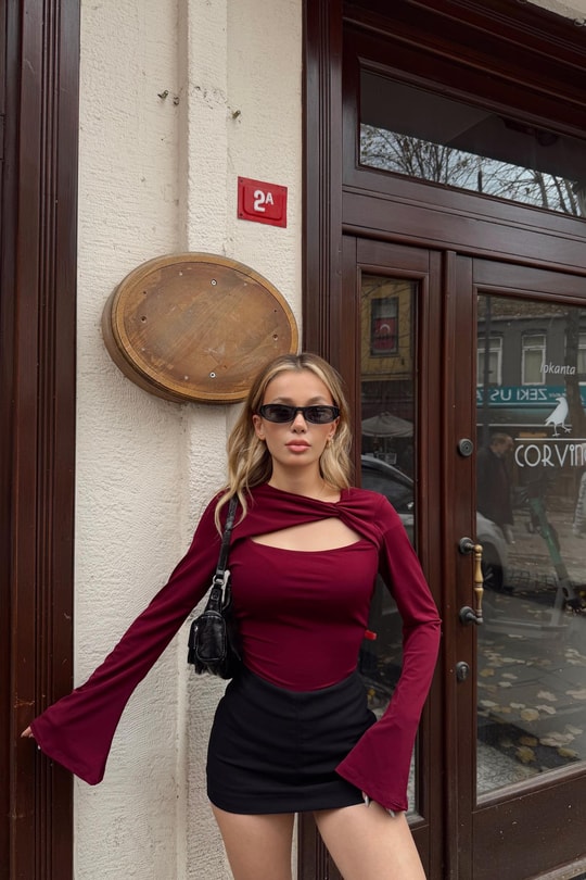 Göğüs Dekolteli Sandy Bluz Bordo
