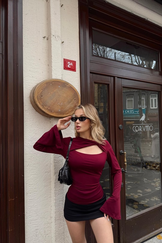 Göğüs Dekolteli Sandy Bluz Bordo