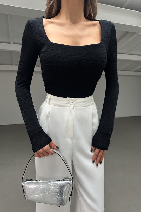 Kare Yaka Parıltılı Bluz Siyah