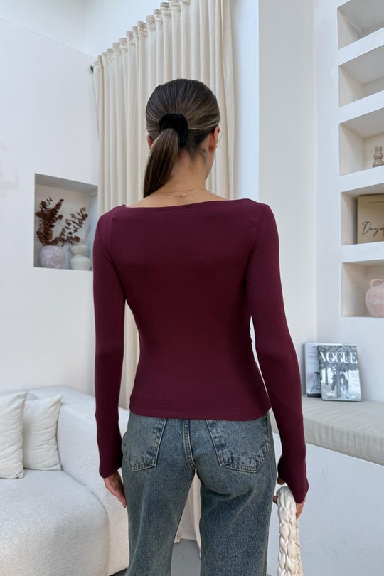 Kayık Yaka Yan Büzgü Bluz Bordo