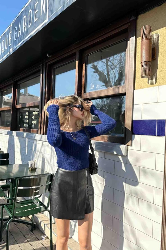Kayık Yaka Yumoş Bluz Lacivert