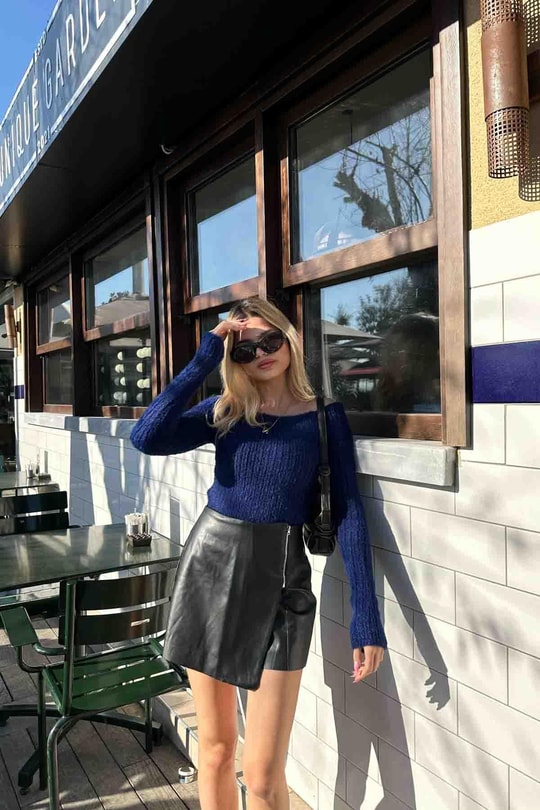 Kayık Yaka Yumoş Bluz Lacivert