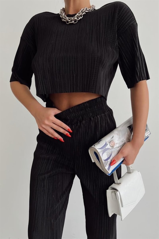 Piliseli Crop Bluz Siyah