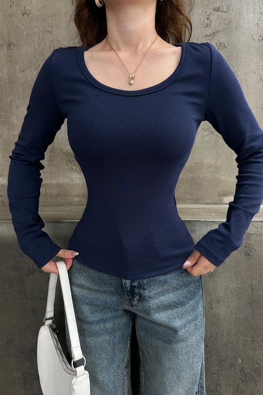 Yuvarlak Yaka Basic Bluz Lacivert