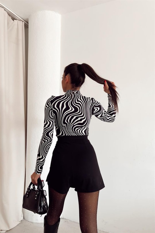 Zebra Desenli Bluz Siyah