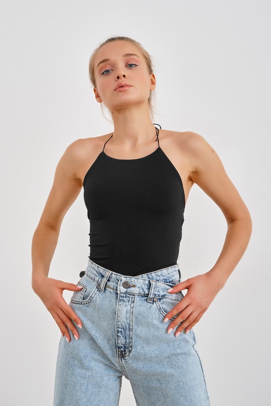 Çapraz Sırt Dekolteli Bodysuit Siyah