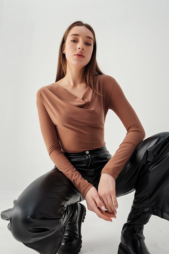 Degaje Yaka Bodysuit Kahverengi