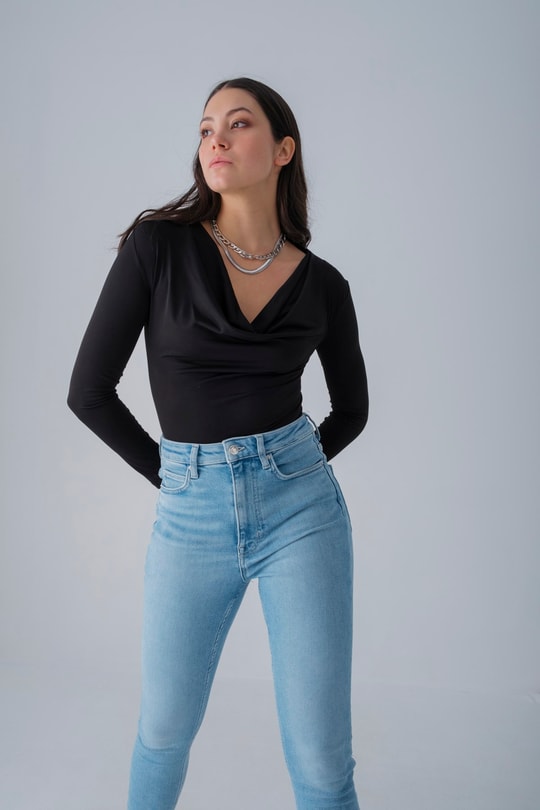Degaje Yaka Bodysuit Siyah