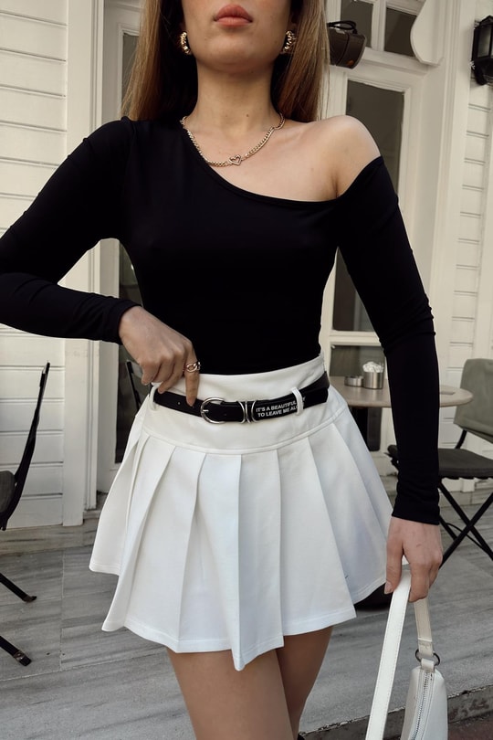 Sırt Dekolteli Fit Bodysuit Siyah