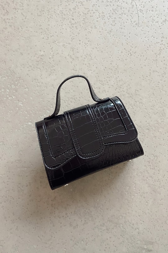 Timsah Desen Kapaklı Çanta Siyah