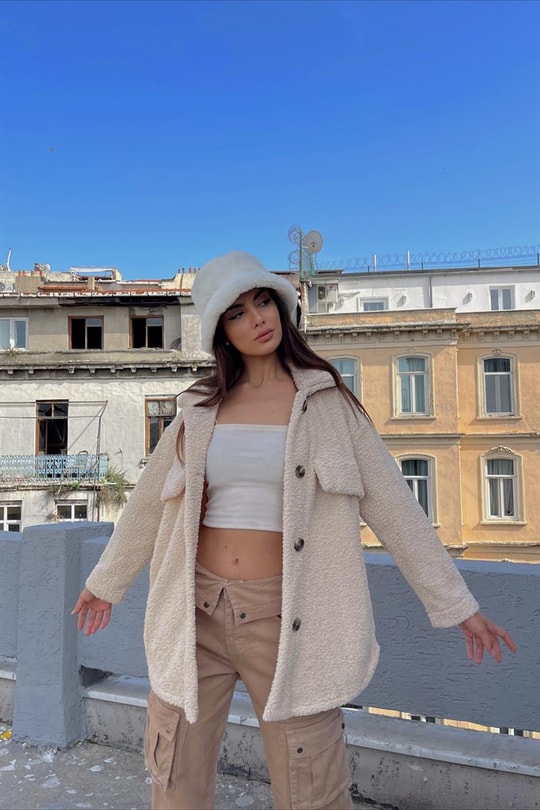 Cepli Peluş Ceket Bej
