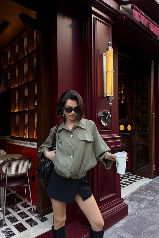 Gold Düğmeli Bomber Ceket Haki