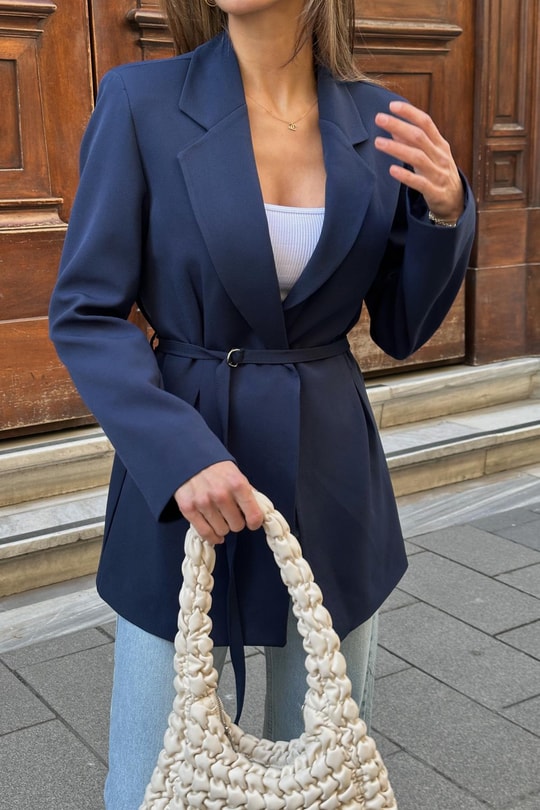 İnce Kemerli Blazer Ceket Lacivert