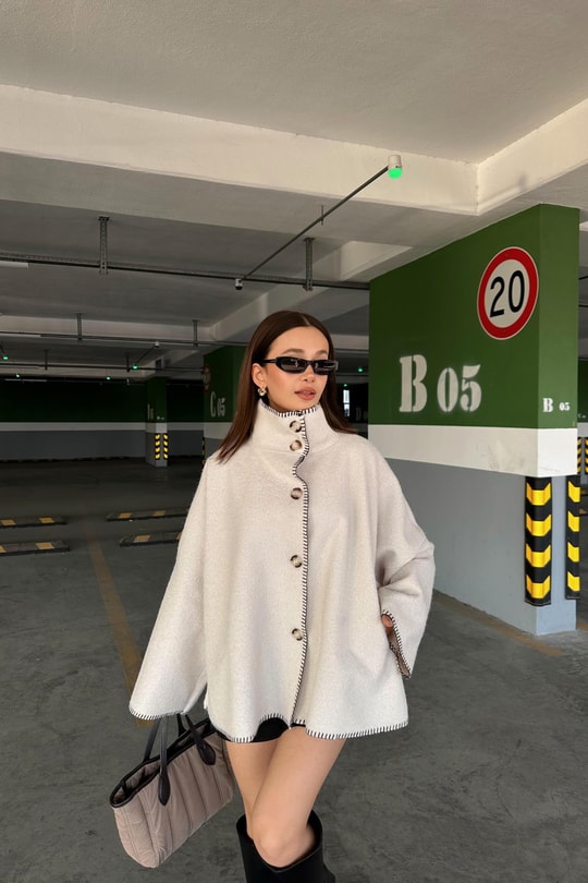 Keçe Tüylü Dikiş Detay Ceket Krem